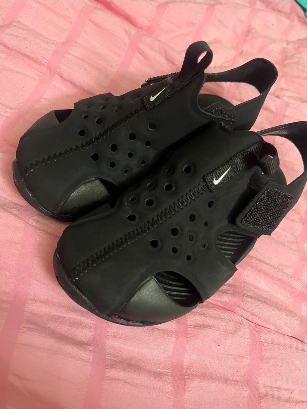 Nike Black Kids Water Sandal with Hook-and-Loop Strap